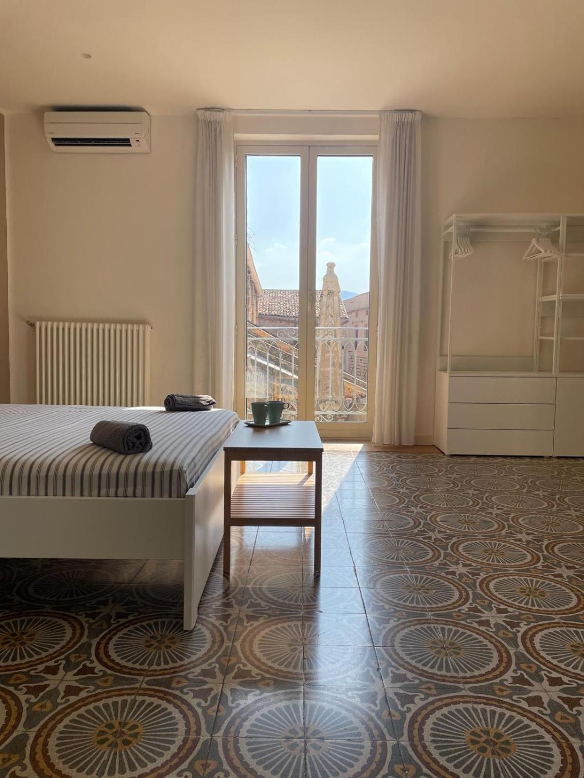Le Stanze Di Federico E Costanza Luxury Apartments Палермо Екстериор снимка