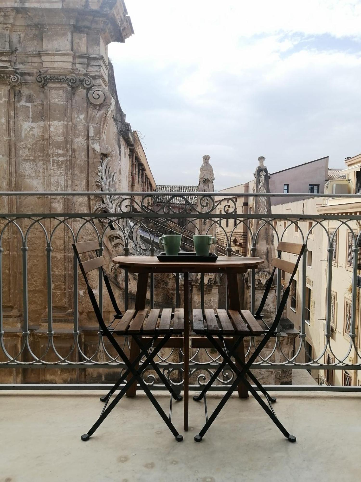Le Stanze Di Federico E Costanza Luxury Apartments Палермо Екстериор снимка